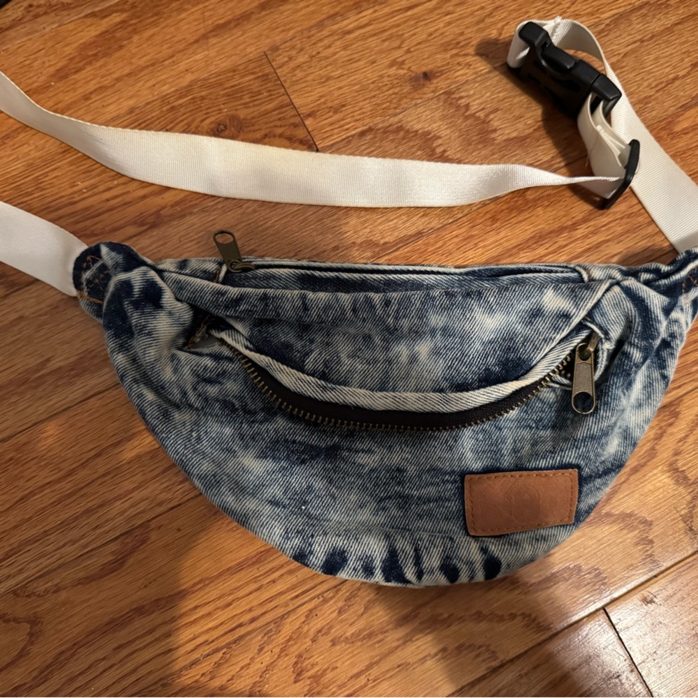 Casual Blue Denim Waist Bag with White Strap